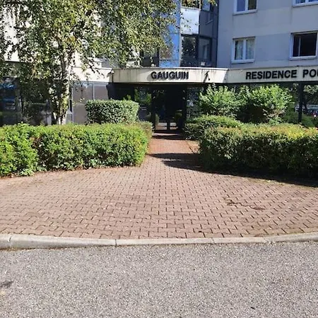 Dans Pour Location Courte Duree Et Etudiants Parking Gratuit 公寓 日尔